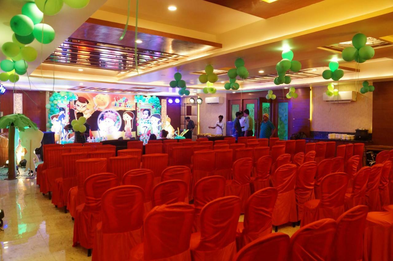 Hotel Shivoy Grand Varanasi Exterior foto